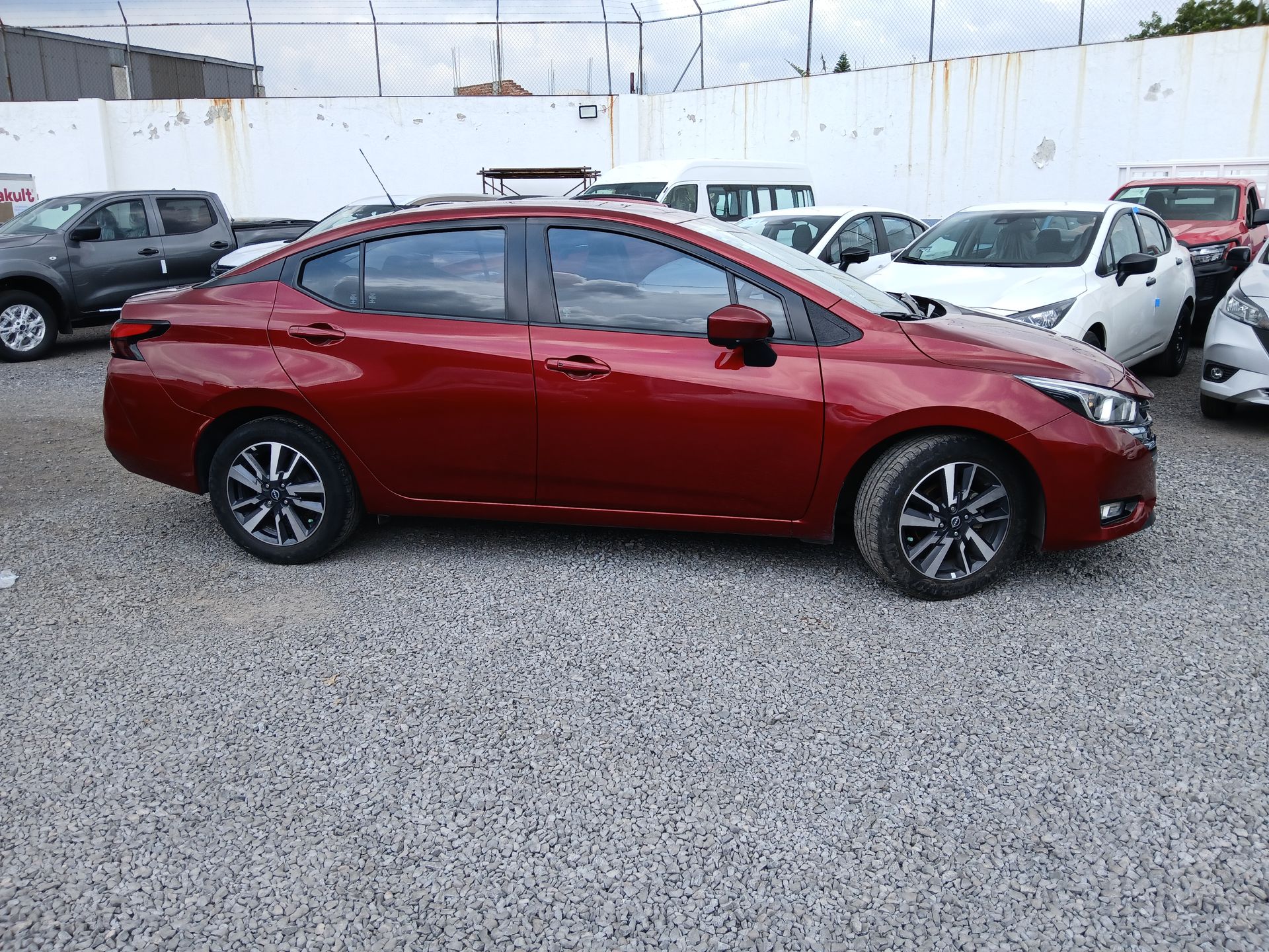 2023 Nissan VERSA ADVANCE CVT 23