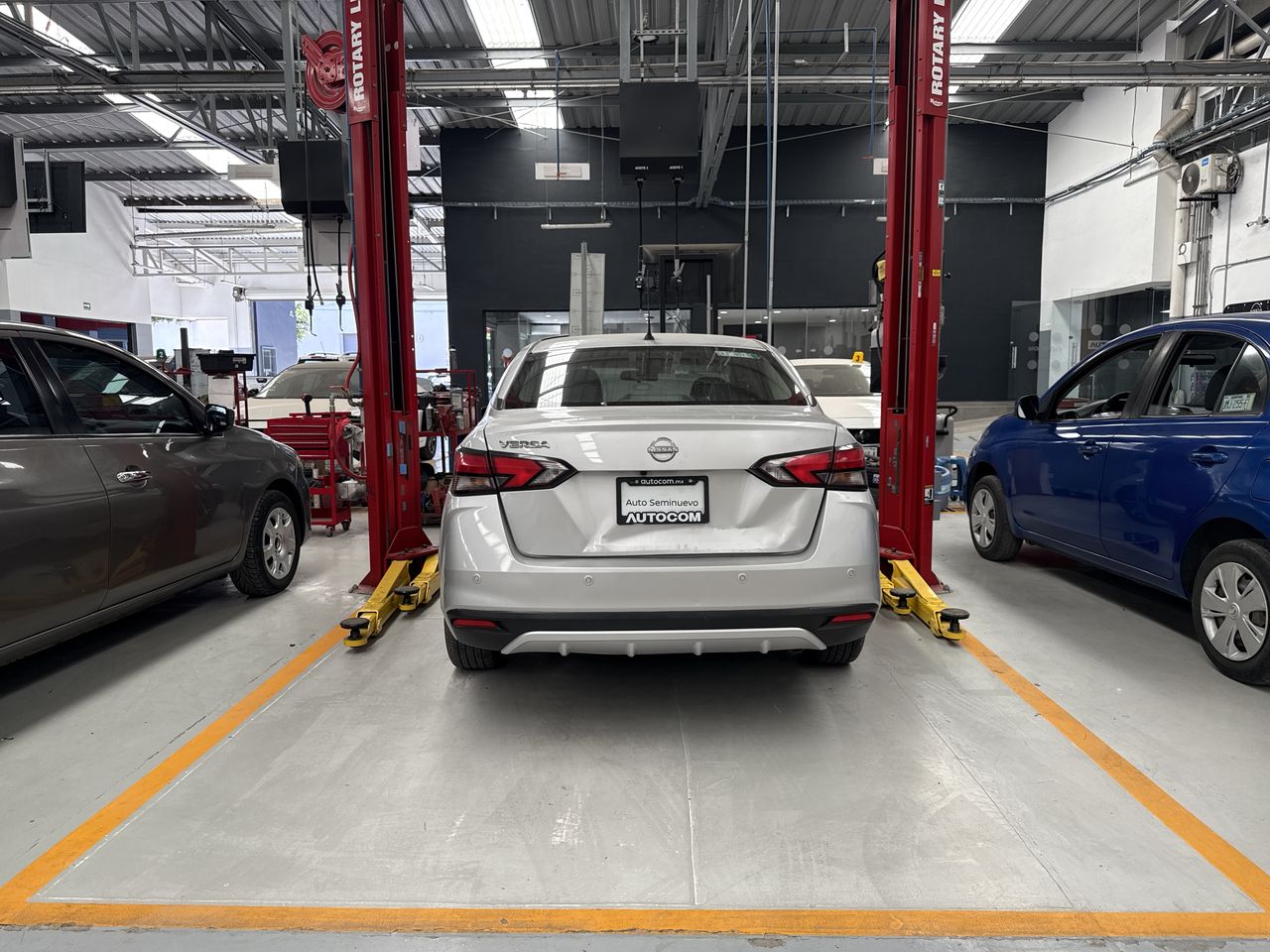 2023 Nissan VERSA VERSA ADVANCE MT