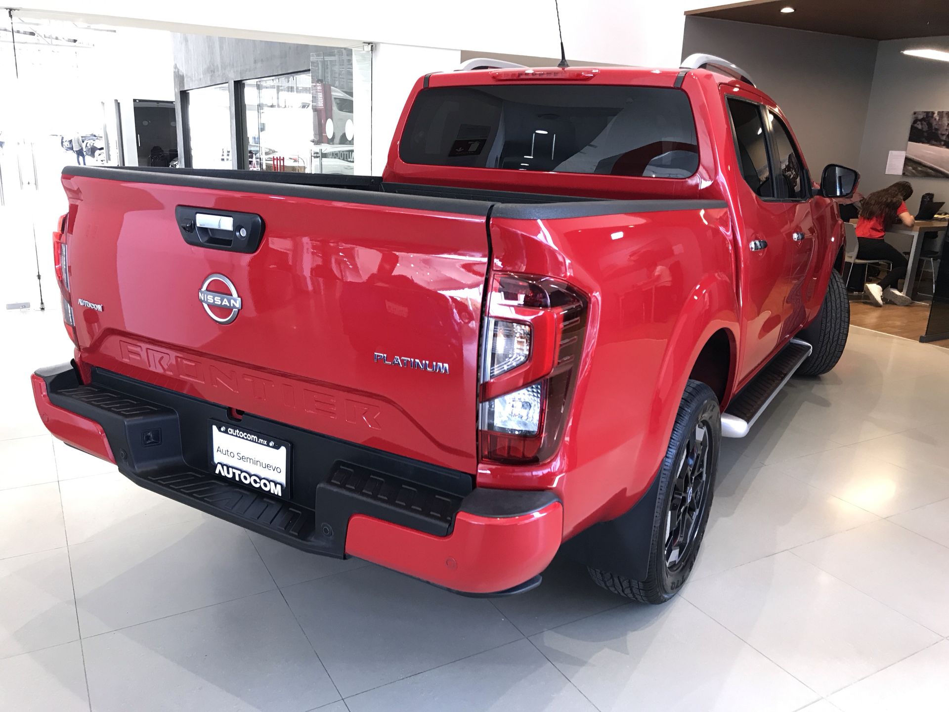 2023 Nissan FRONTIER PLATINUM LE TA 23
