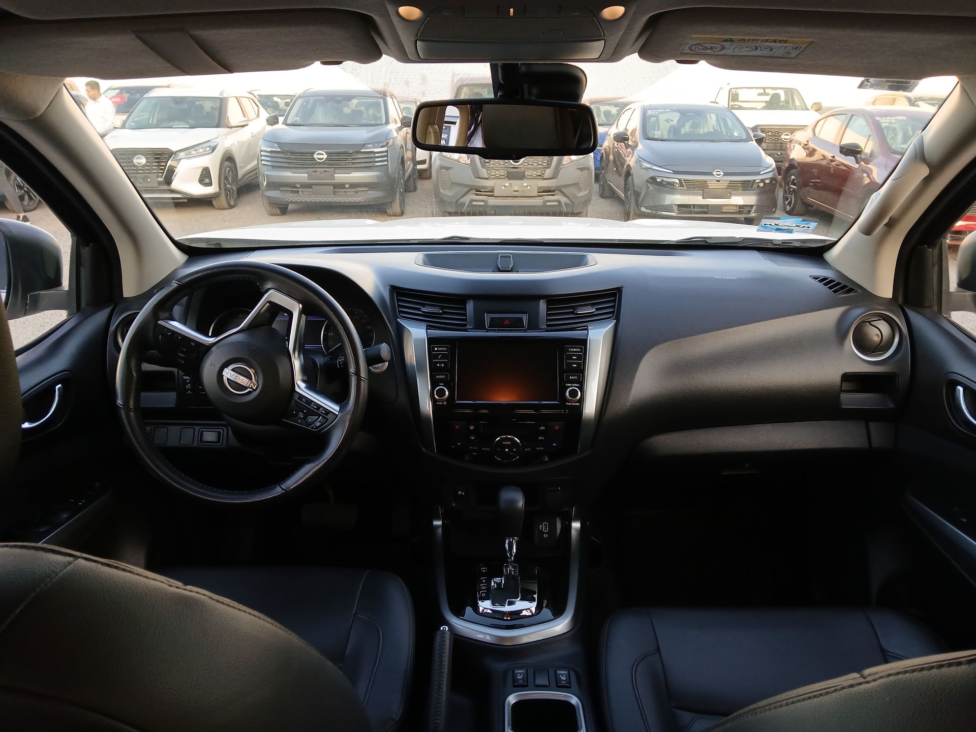 2023 Nissan FRONTIER PLATINUM LE TA 23