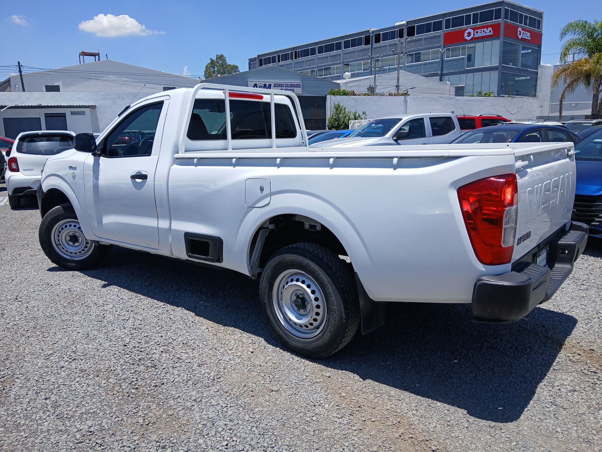 2024 Nissan NP300 NP300 CHASIS TM AC 24