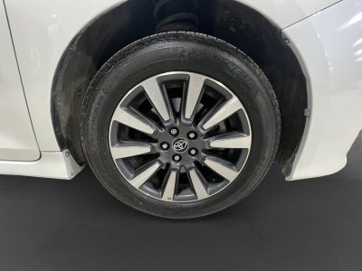 2019 Toyota SIENNA LIMITED