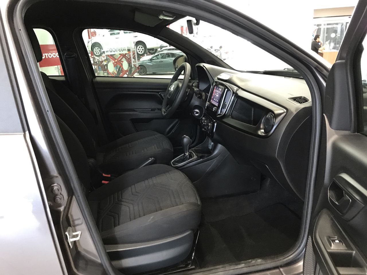 2025 RAM JOURNEY BIGHORN S CREW CAB CVT