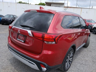 2019 Mitsubishi OUTLANDER ES