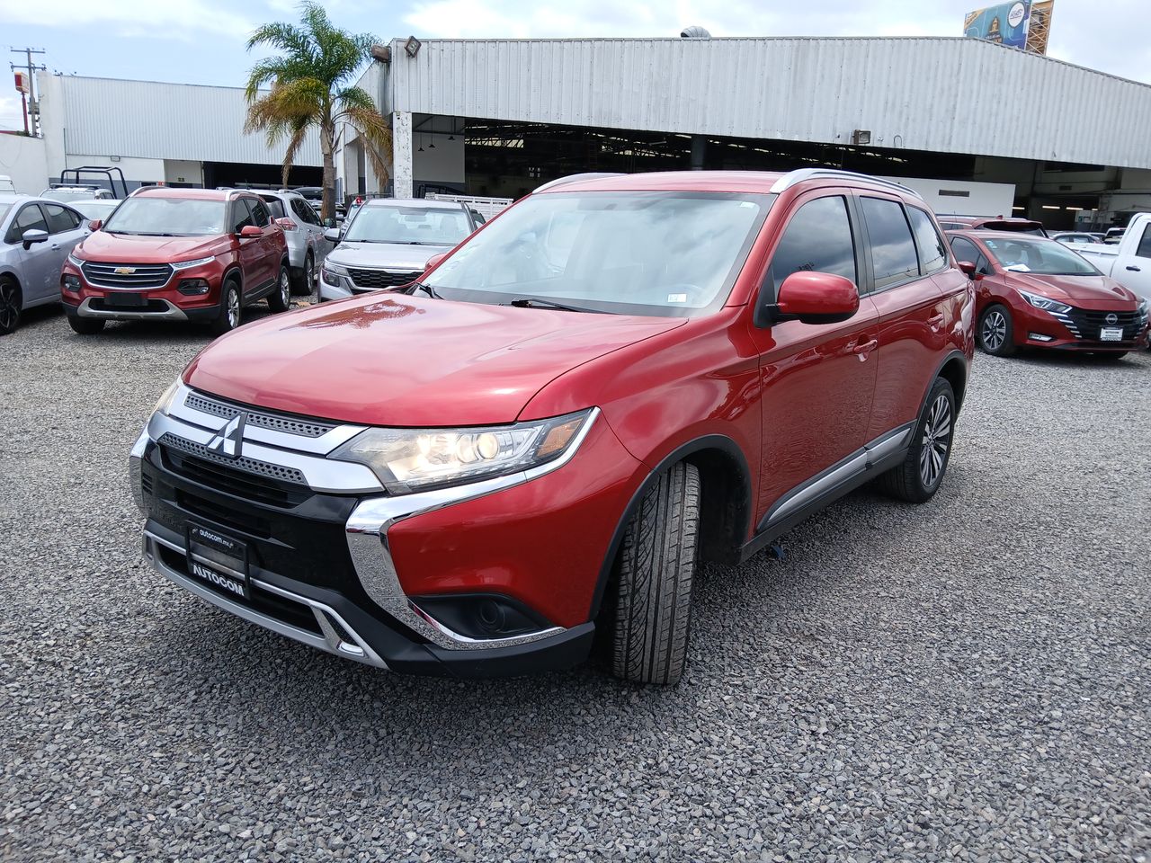2019 Mitsubishi OUTLANDER ES