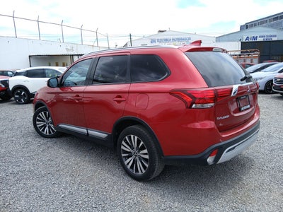 2019 Mitsubishi OUTLANDER ES