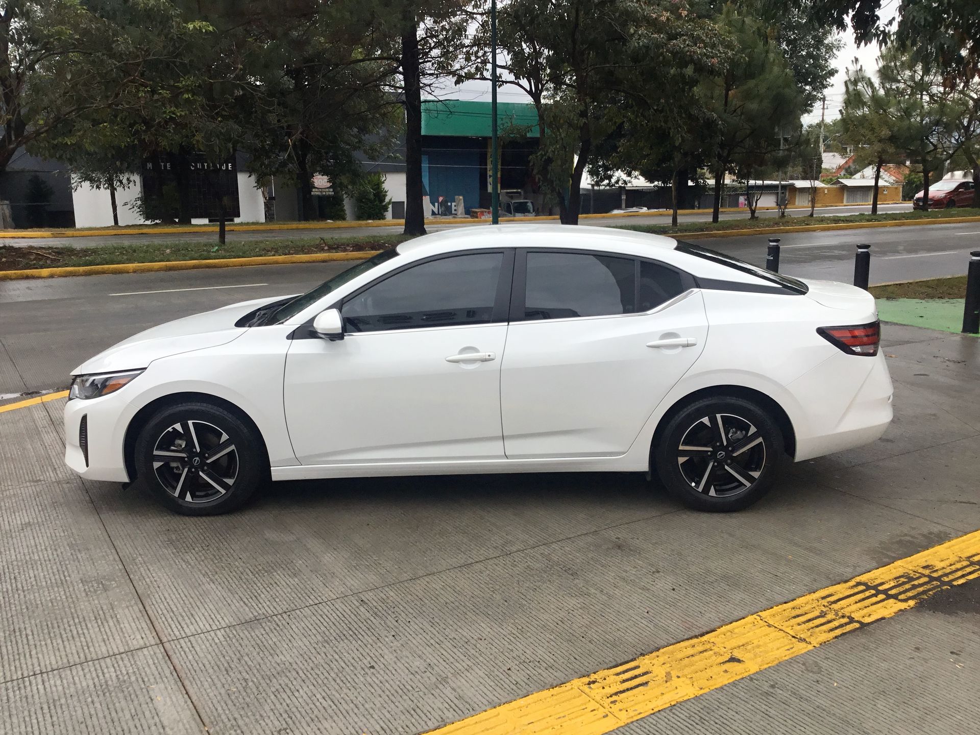 2025 Nissan SENTRA SENTRA ADVANCE CVT