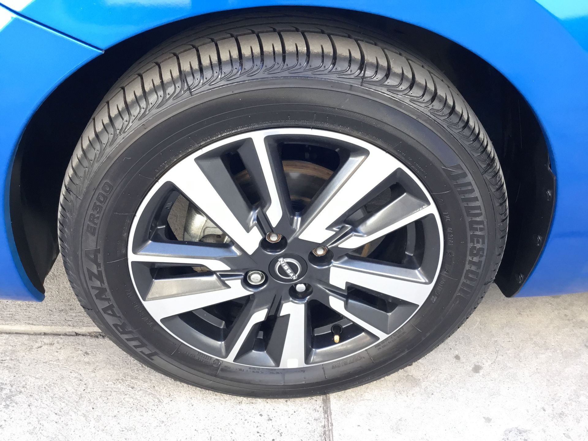 2024 Nissan VERSA ADVANCE MT 24