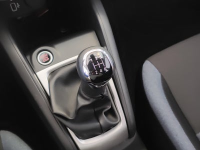 2025 Nissan VERSA ADVANCE MT 25