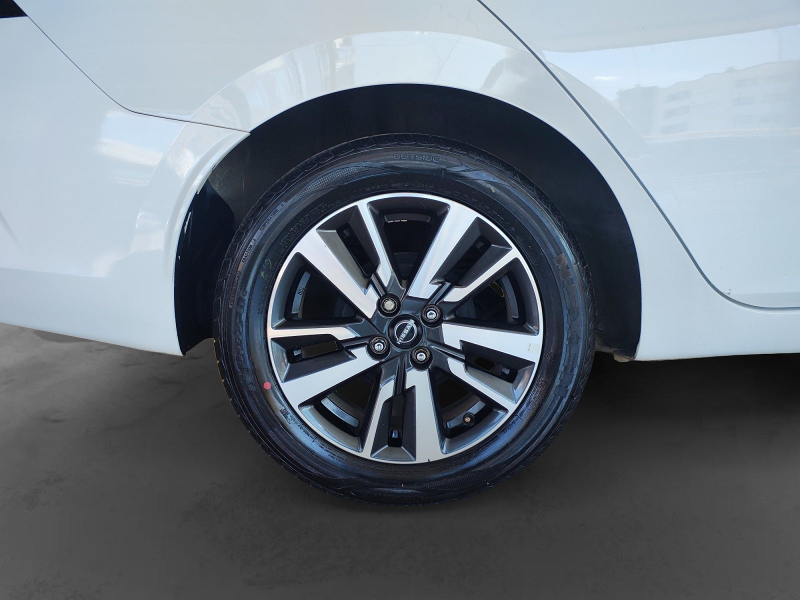 2025 Nissan VERSA ADVANCE MT 25