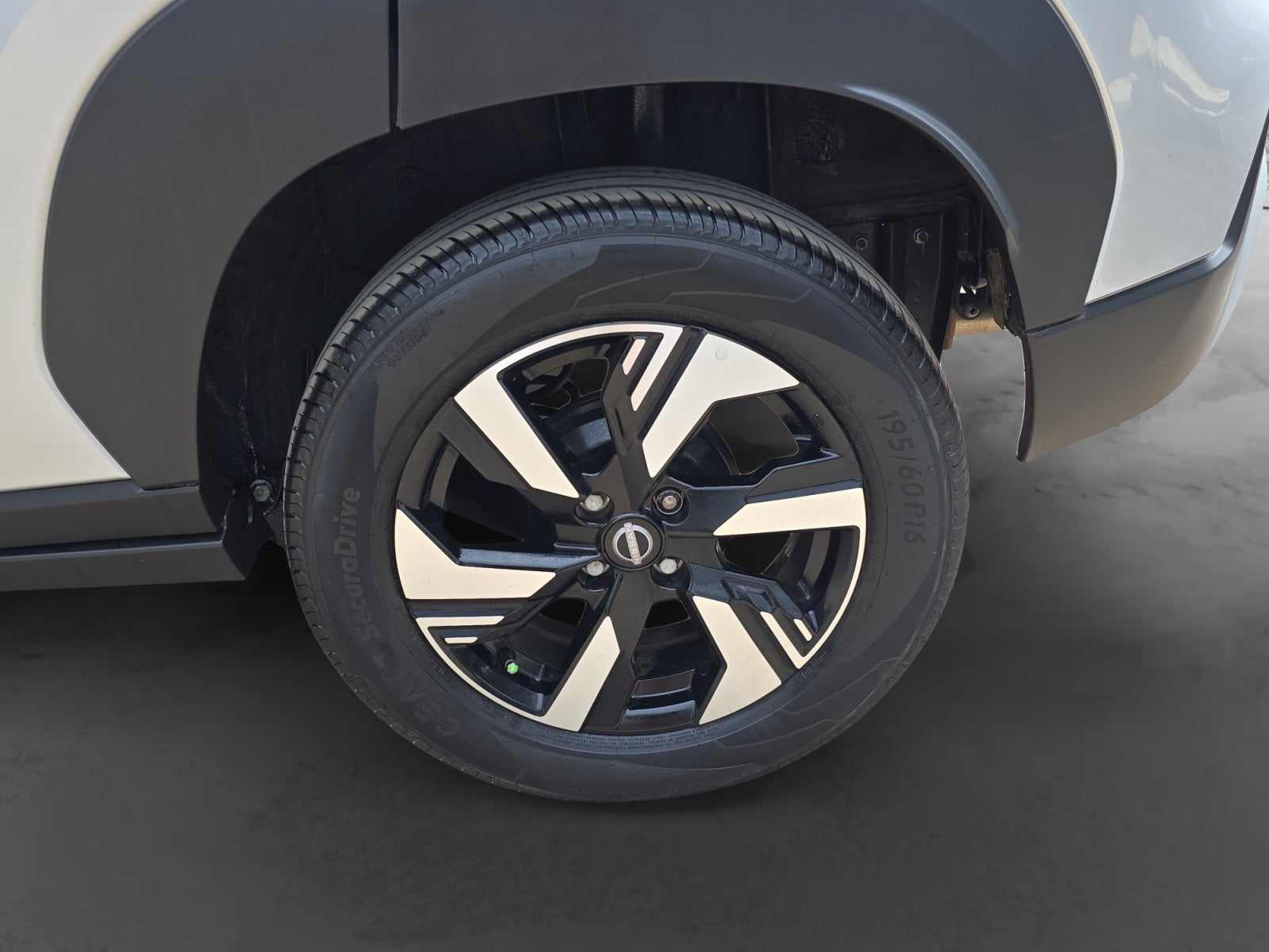 2025 Nissan MAGNITE MAGNITE EXCLUSIVE CVT
