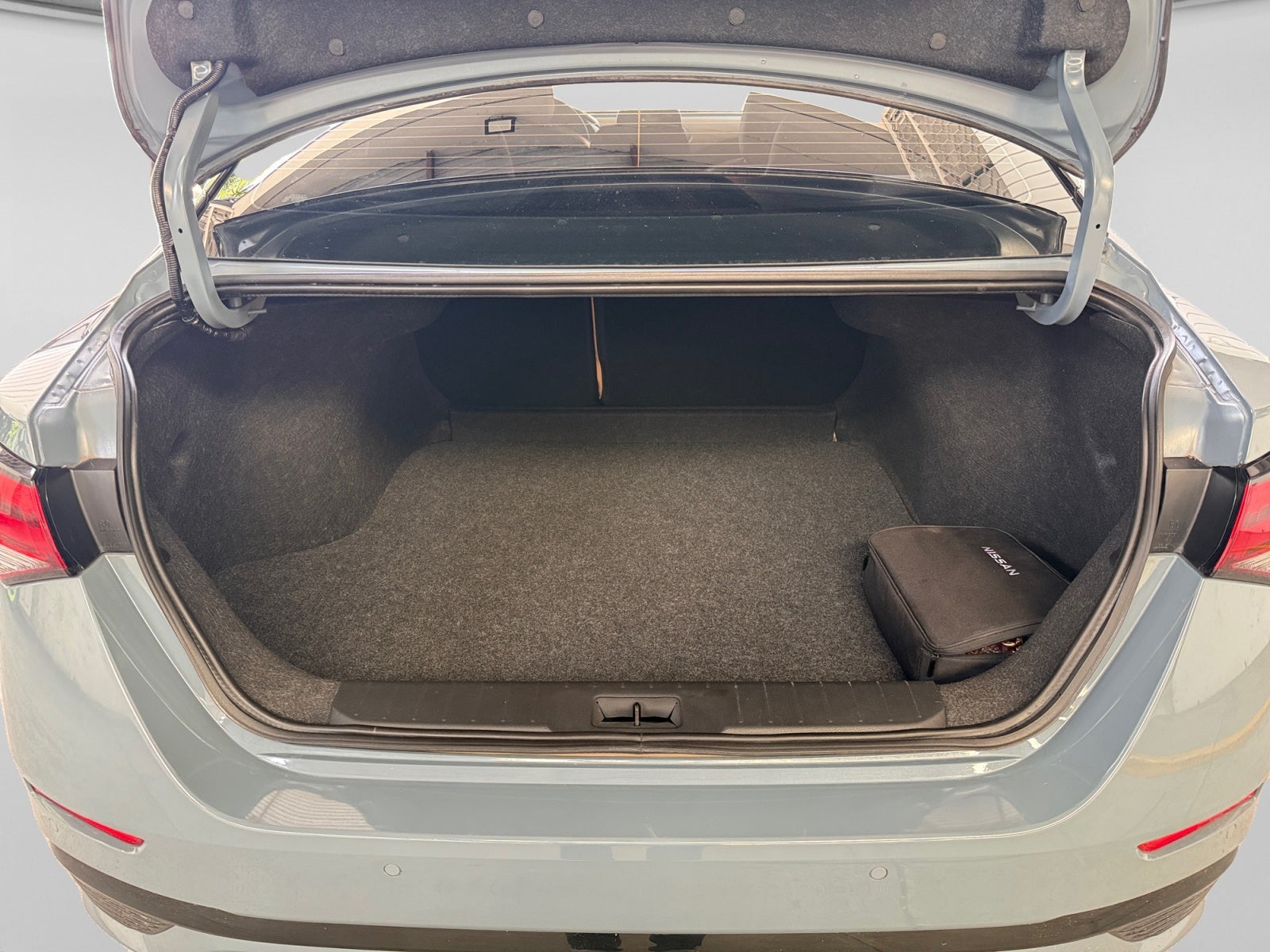 2025 Nissan SENTRA SR PLATINUM BITONO CVT 25