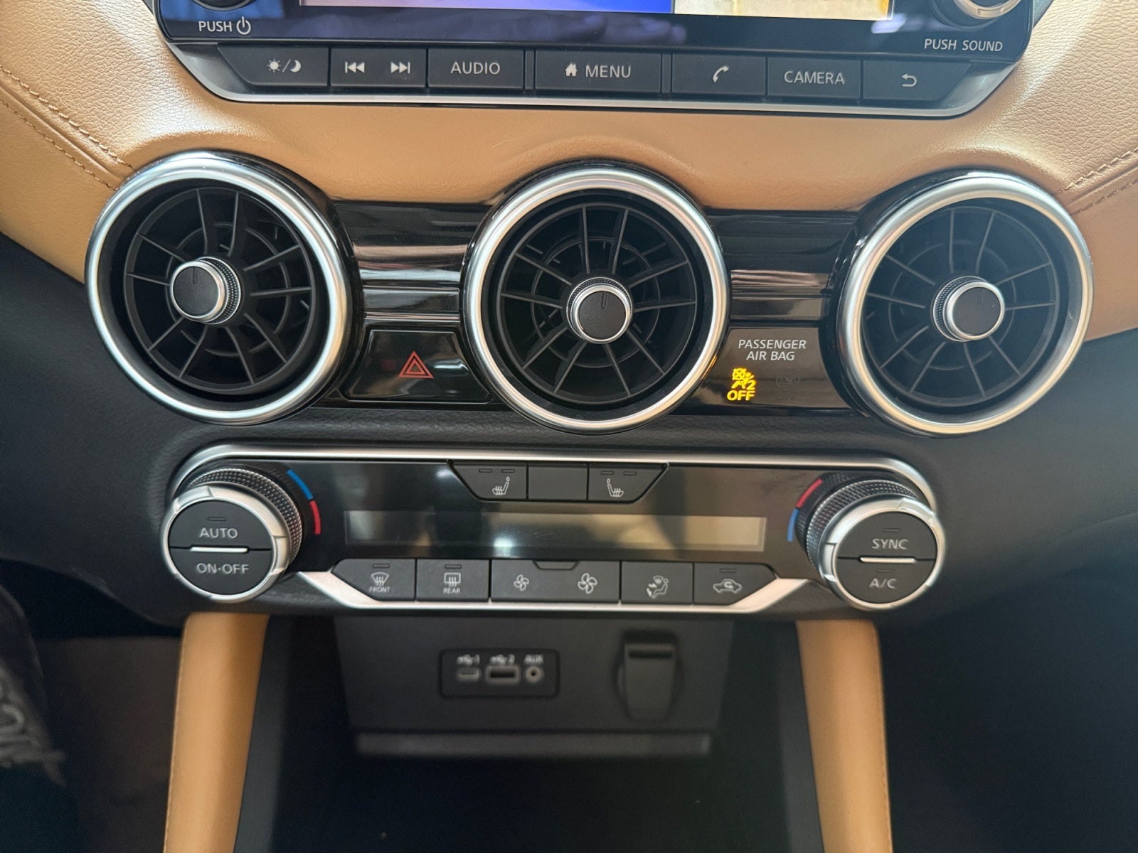 2025 Nissan SENTRA SR PLATINUM BITONO CVT 25