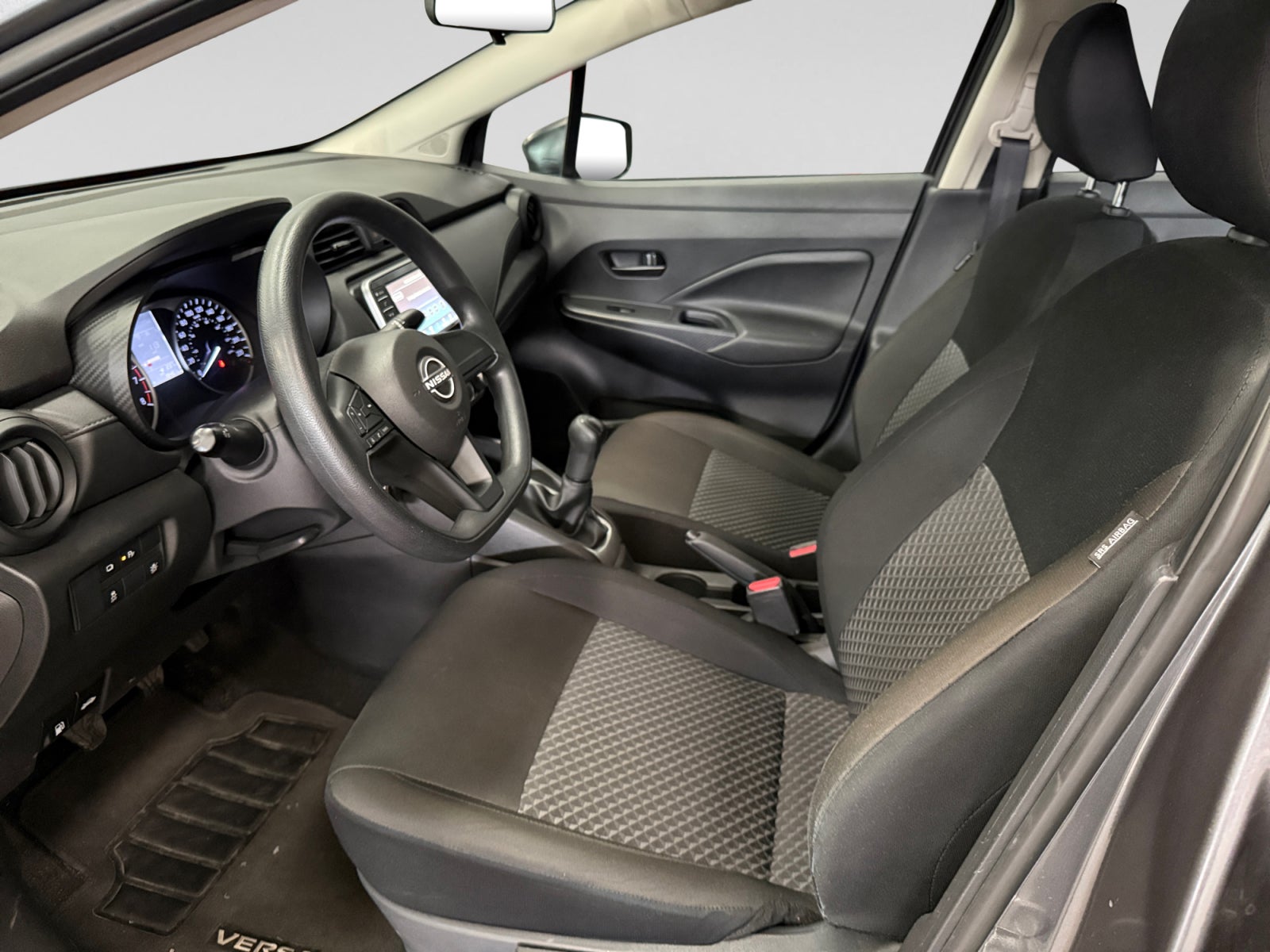 2024 Nissan VERSA SENSE MT 24