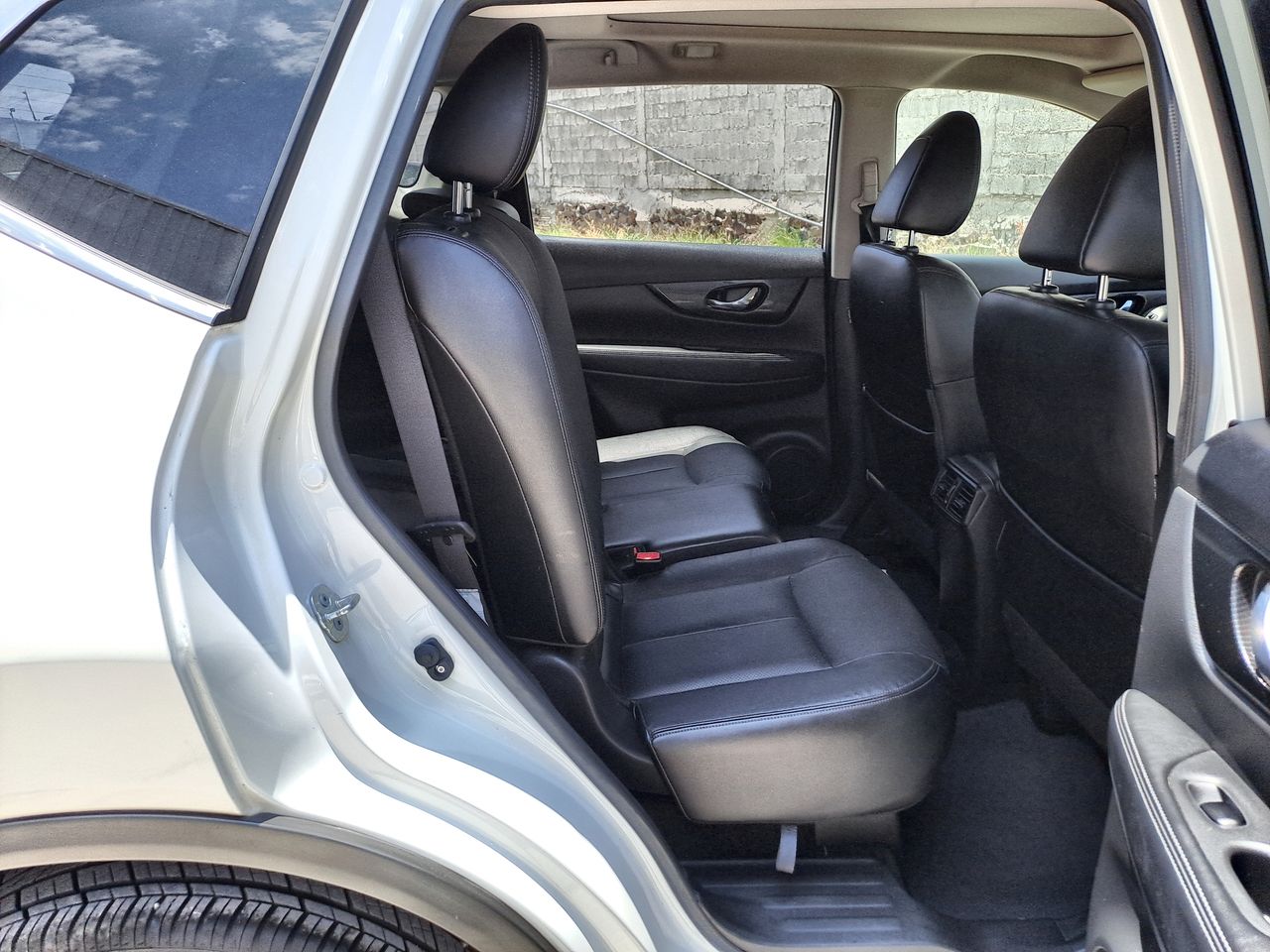 2018 Nissan X-TRAIL XTRAIL EXCLUSIVE 3 FILAS