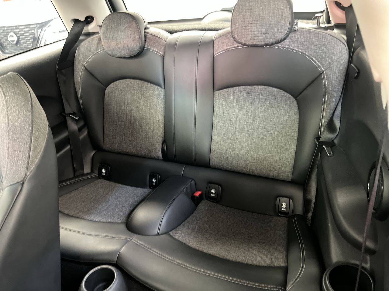 2021 MINI MINI 3 DOOR COOPER CHILI