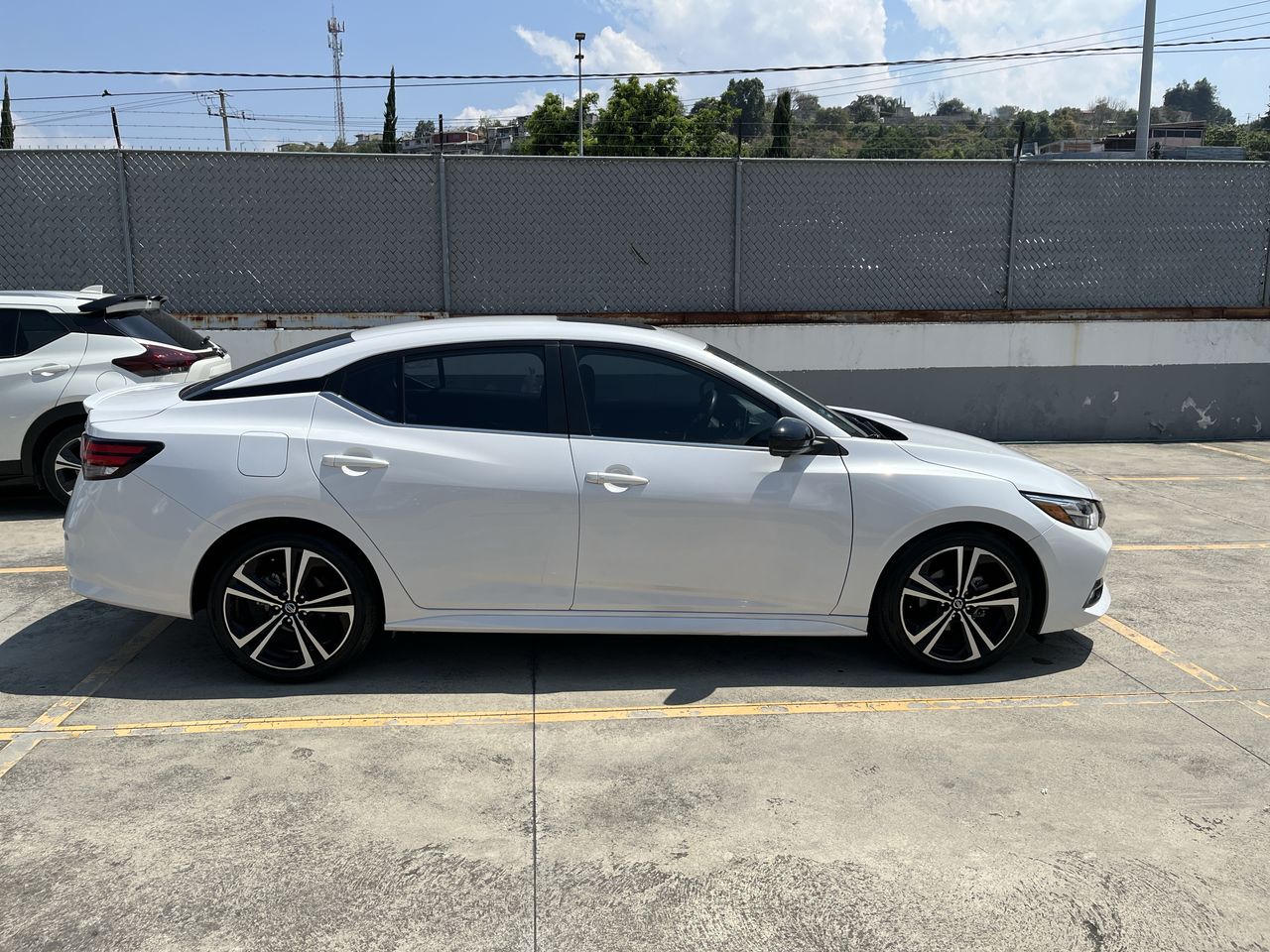 2023 Nissan SENTRA SENTRA SR PLATINUM CVT 2.0 LTS