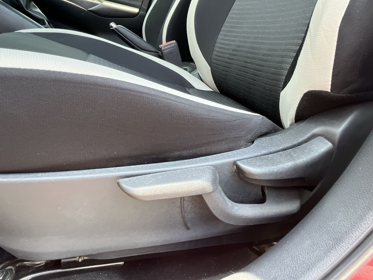 2020 Nissan VERSA ADVANCE MT