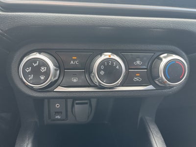 2021 Nissan VERSA SENSE CVT 21