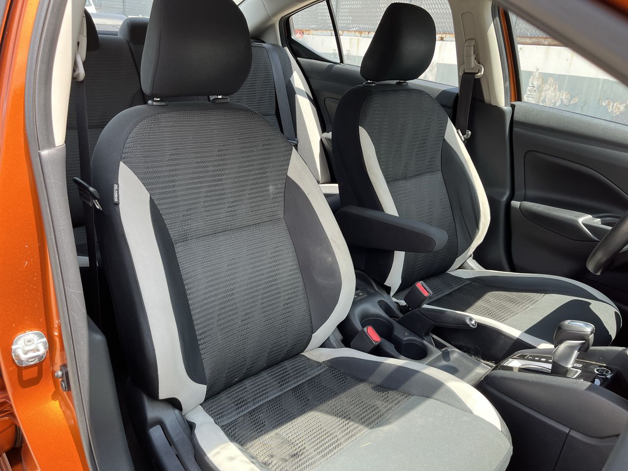 2020 Nissan VERSA ADVANCE CVT