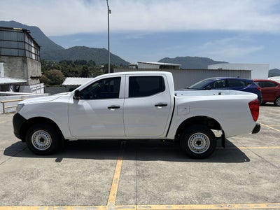 2020 Nissan FRONTIER DOBLE CABINA SE TM AC PAQ SEG 6VEL