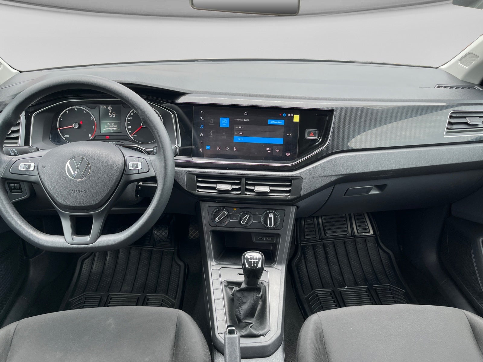 2025 Volkswagen POLO NUEVO POLO TRACK 1.6L STD