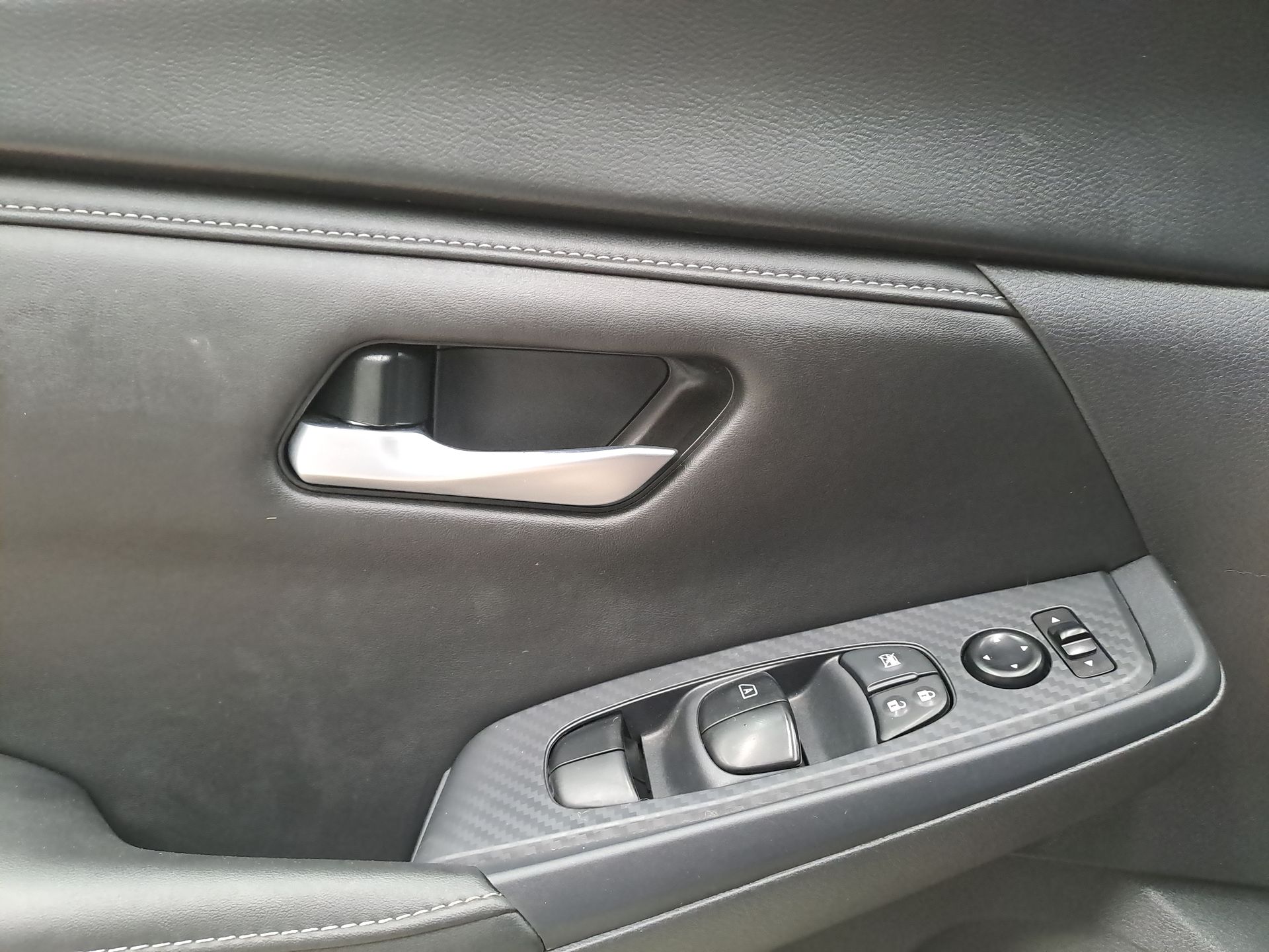 2025 Nissan SENTRA ADVANCE TM 25