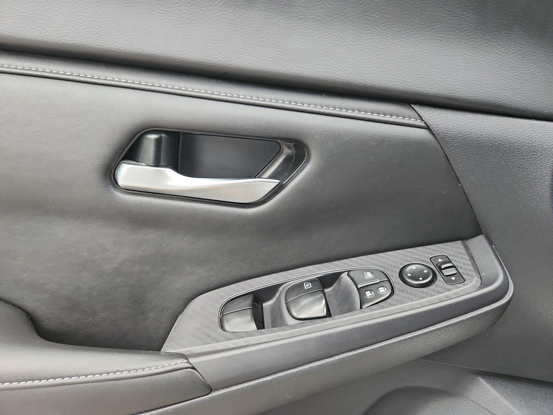 2024 Nissan SENTRA ADVANCE CVT 24