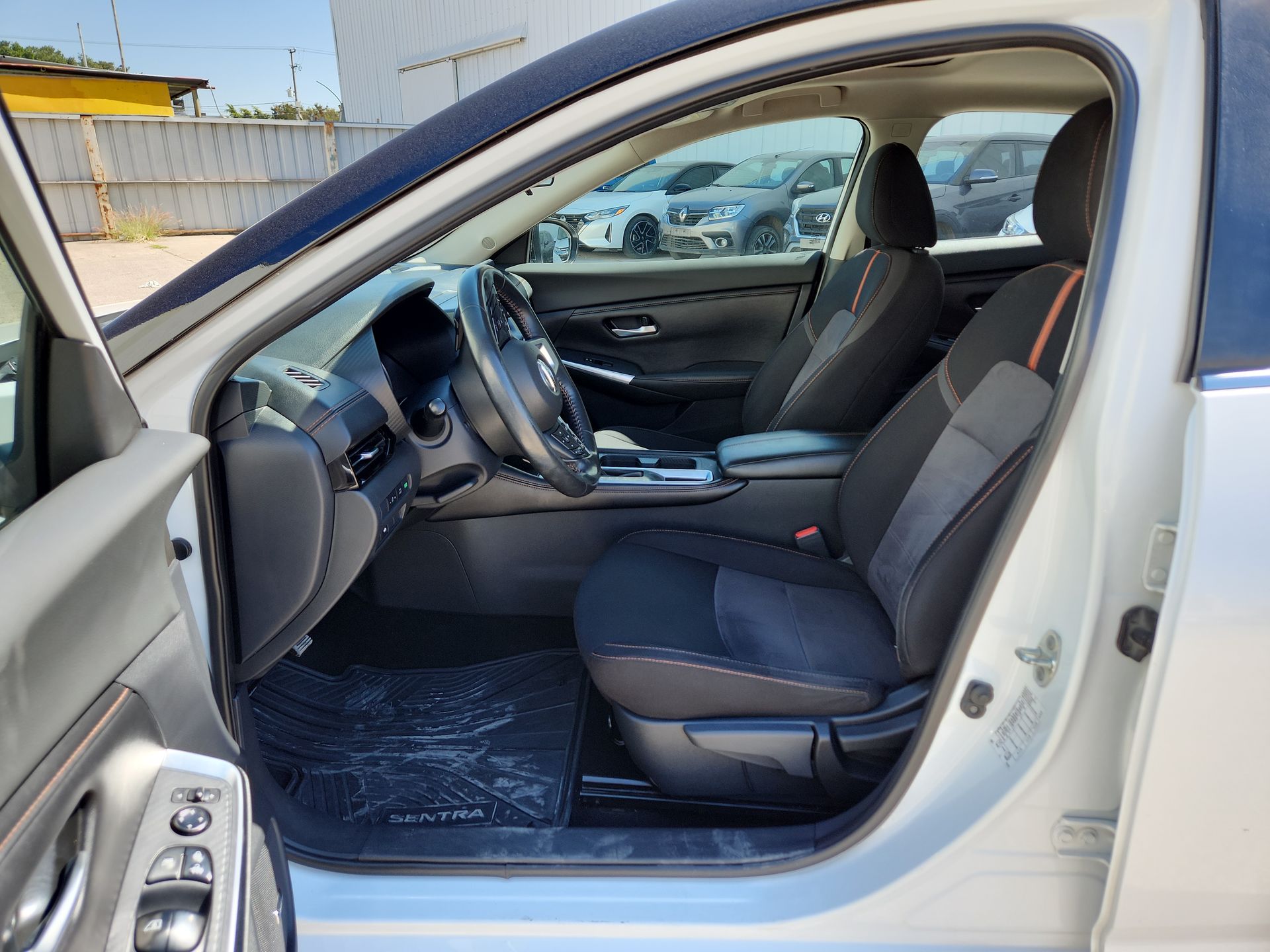 2022 Nissan SENTRA SR CVT