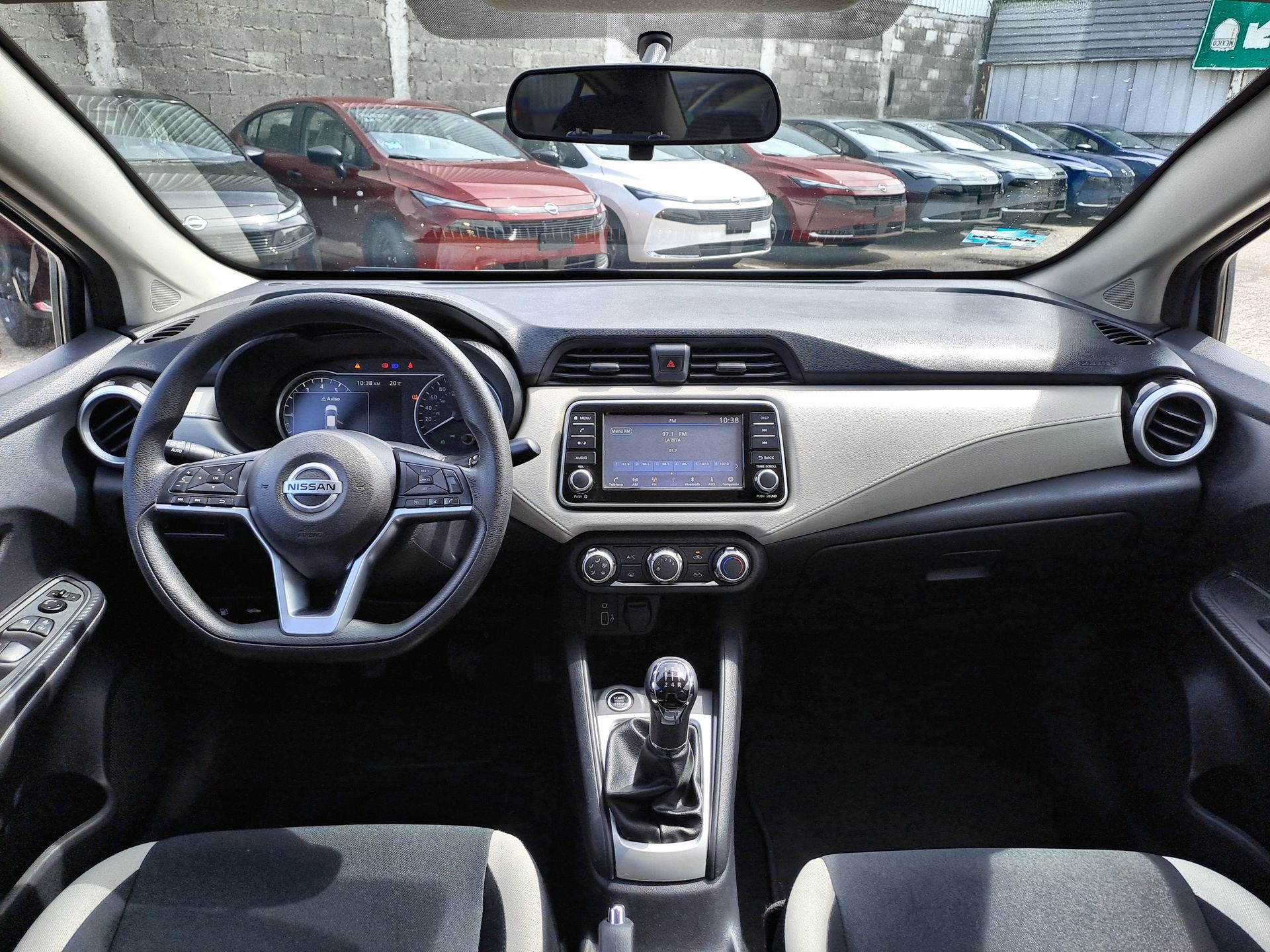 2022 Nissan VERSA ADVANCE MT 22