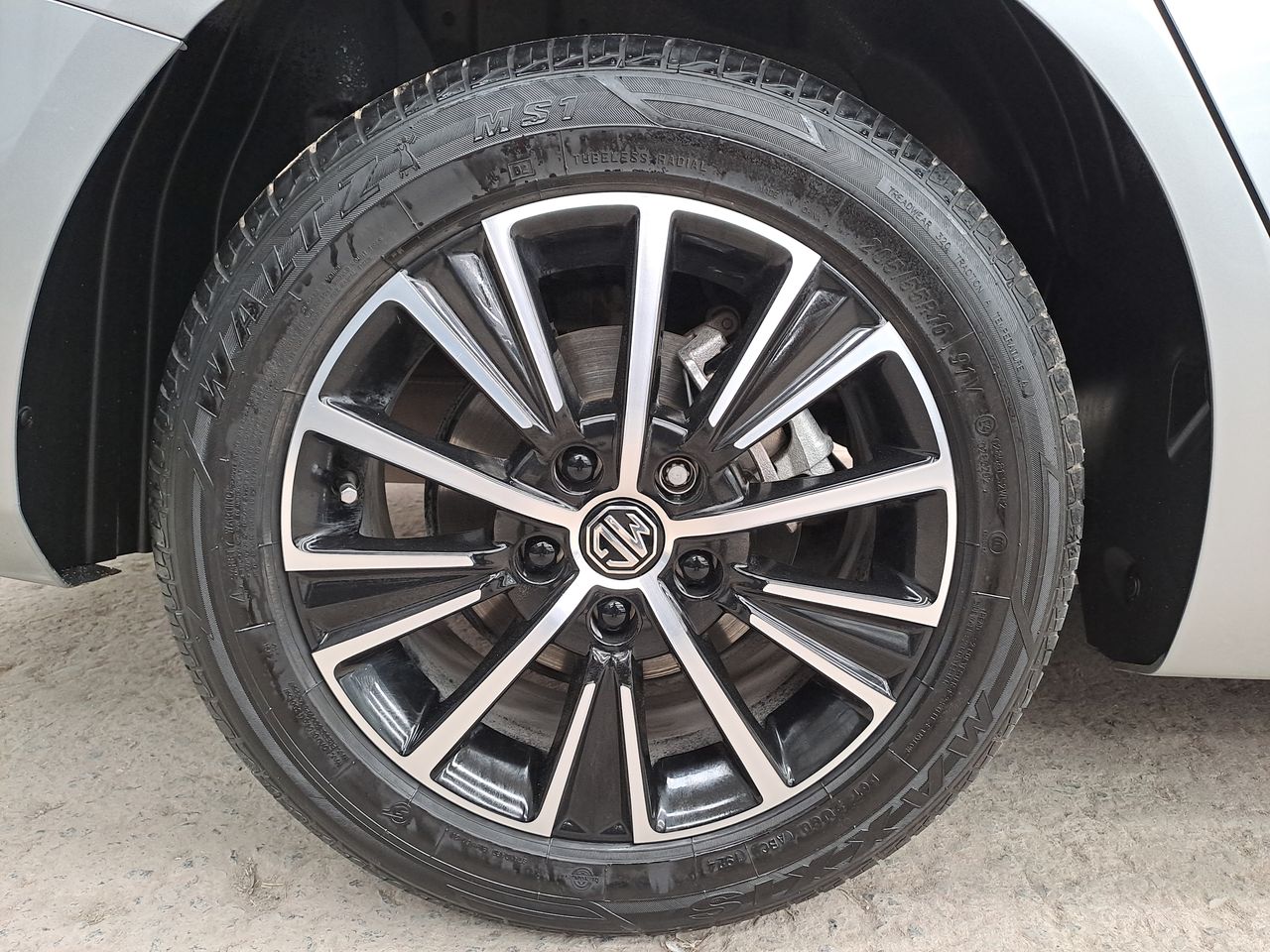 2025 MG MG 5 1.5L DEL ELEGANCE AT