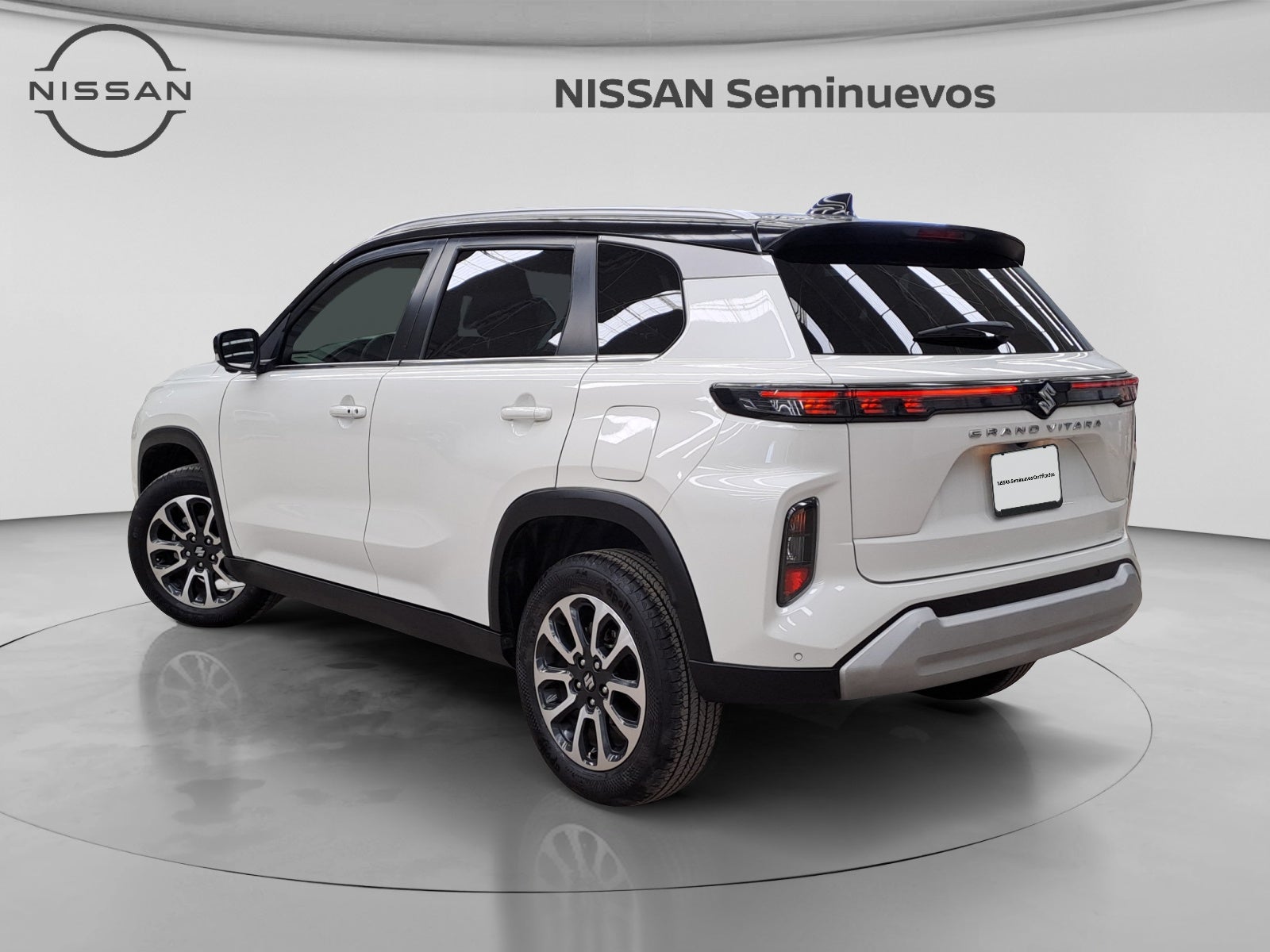 2024 SUZUKI GRAND VITARA BOOSTERGREEN GLX