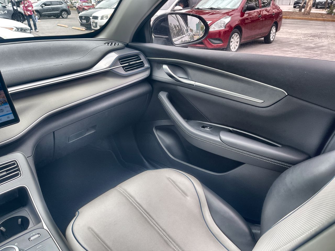 2025 BYD KING DM-I 1.5L FWD 55KM