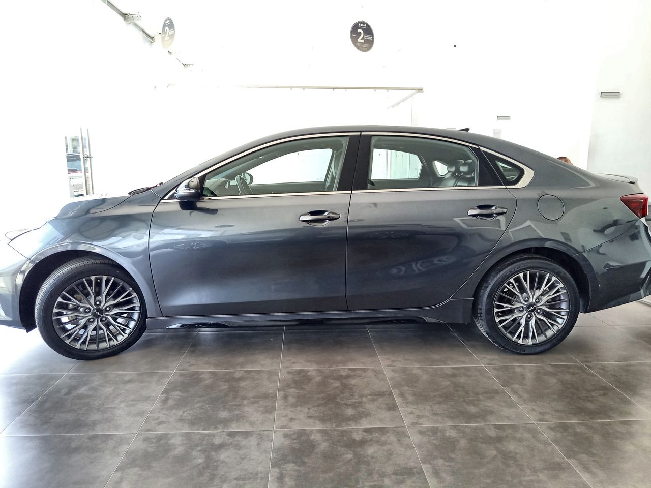 2022 Kia FORTE GT LINE