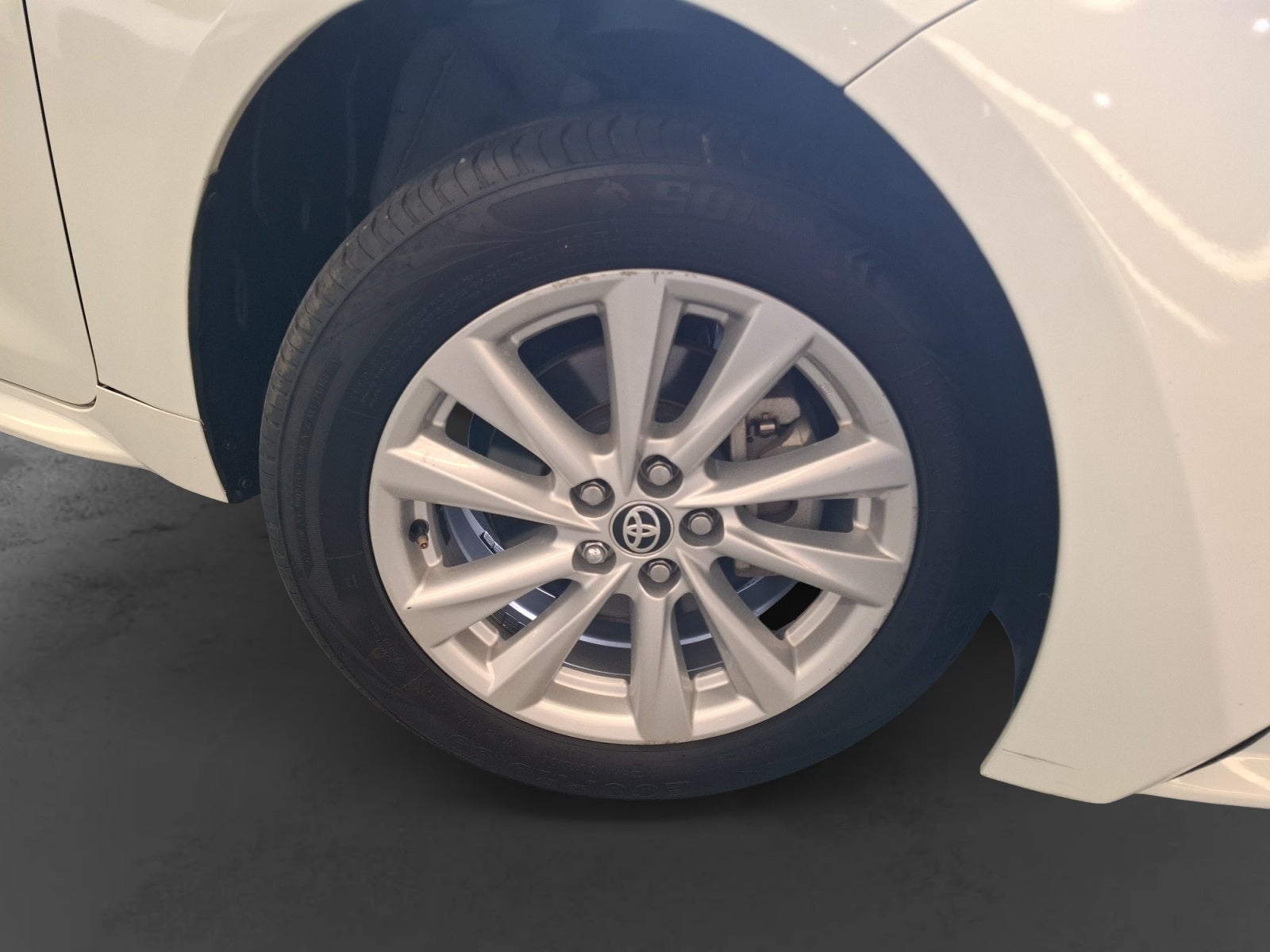 2024 Toyota COROLLA LE HEV