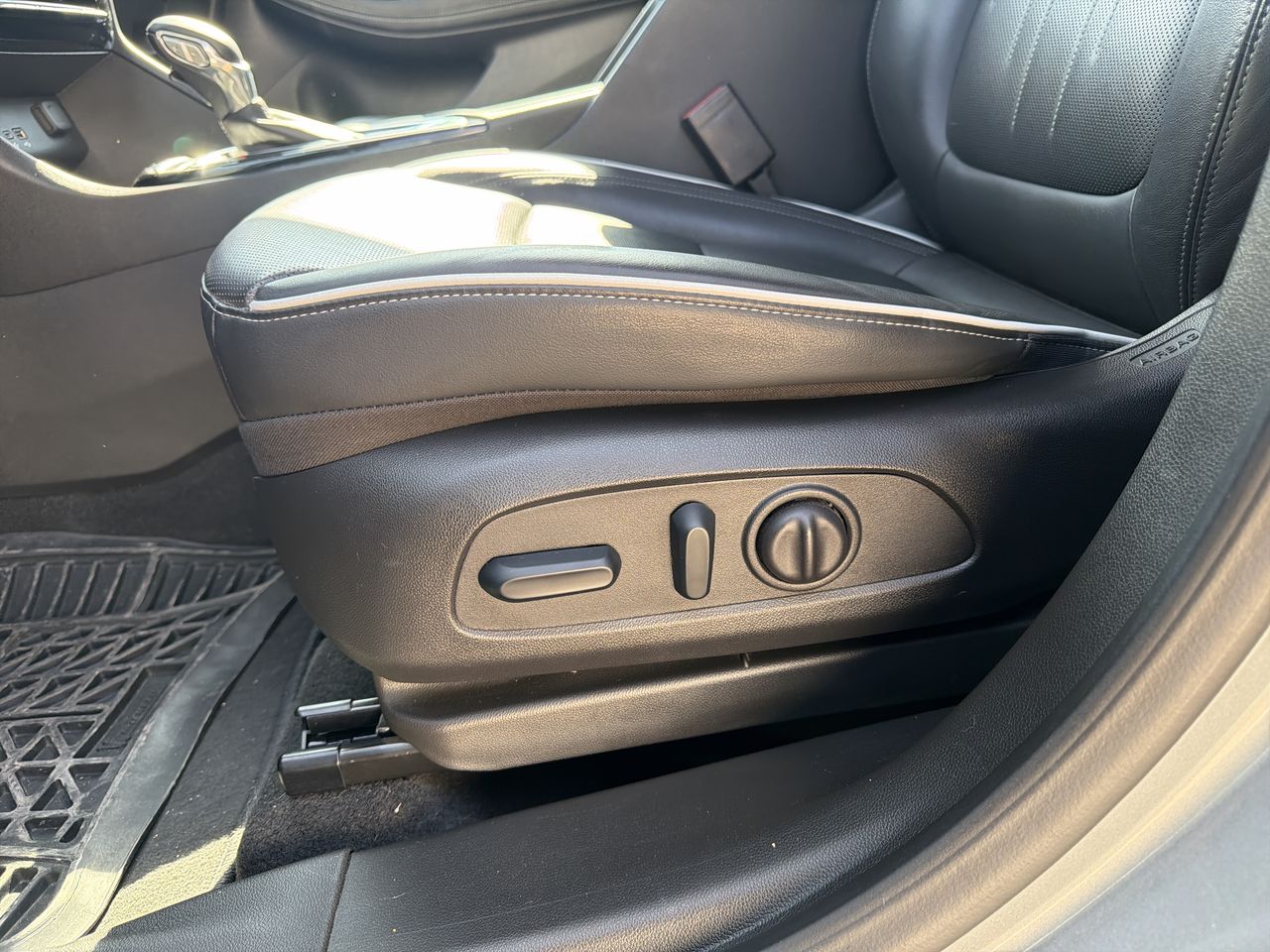 2024 Buick ENCORE GX AVENIR