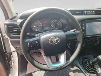 2023 Toyota HILUX D-CAB BASE