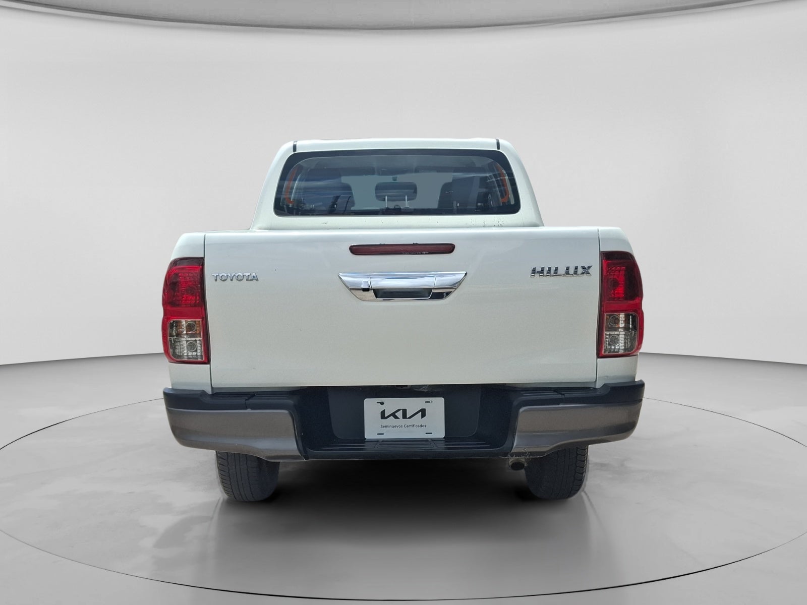 2023 Toyota HILUX D-CAB BASE